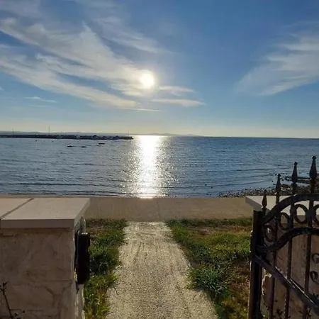Apartment By The Sea Privlaka, Zadar - 23917